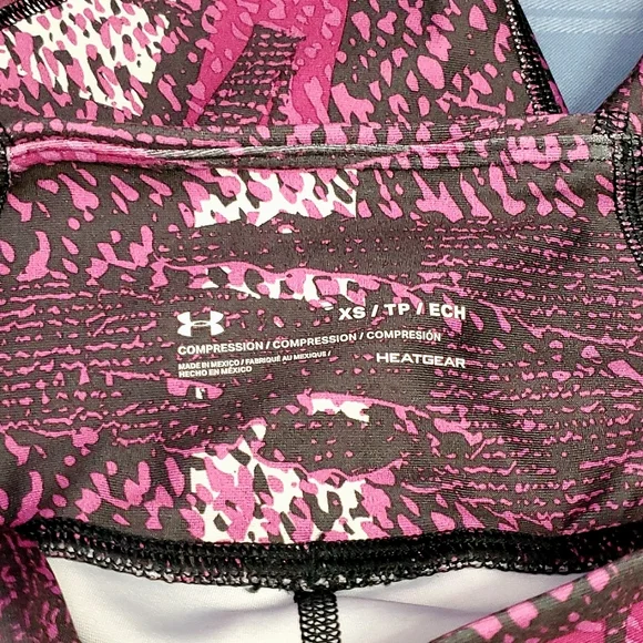 Under Armour Heat Gear Compression Leggings - Size X-Small - Picture 8 of 13